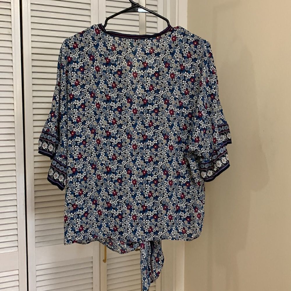 Max Studio Blouse - Picture 6 of 8